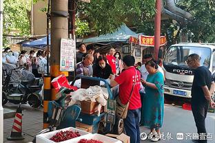 电讯报：利物浦有意引进水晶宫后卫格伊，可能与曼联竞争